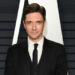 Topher Grace se junta à foto A24 do diretor Chris Rock