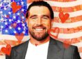 Travis Kelce: Como a estrela da NFL se tornou "America's Sweetheart" em 2025
