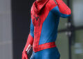 Zendaya mostra anel de noivado enquanto estava no Homem-Aranha com Tom Holland