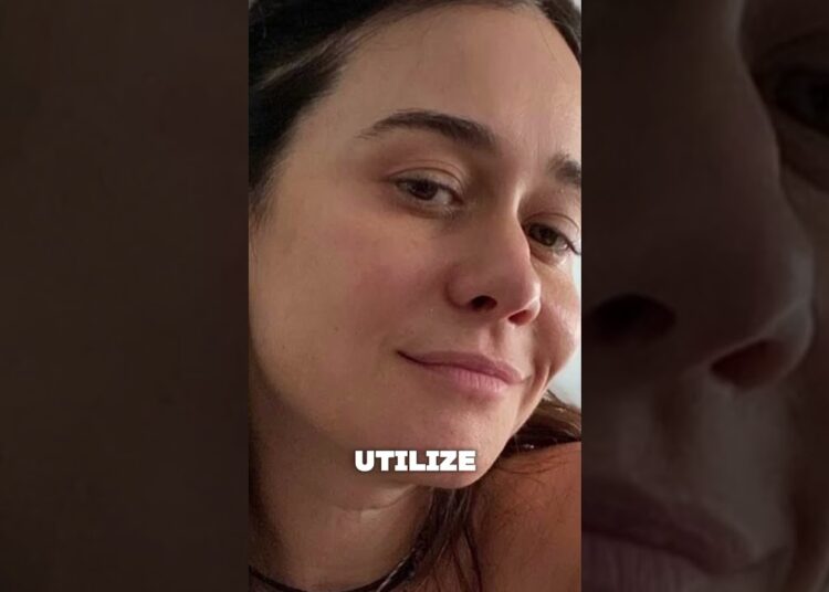 GOLPES VIRTUAIS: ATRIZ ALESSANDRA NEGRINHO DENÚNCIA USO INDEVIDO DE SUA IMAGEM #fofocas