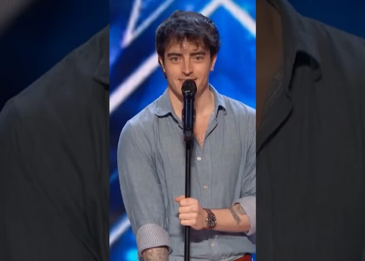 His voice will give you chills 🤩 | #agt #shorts
