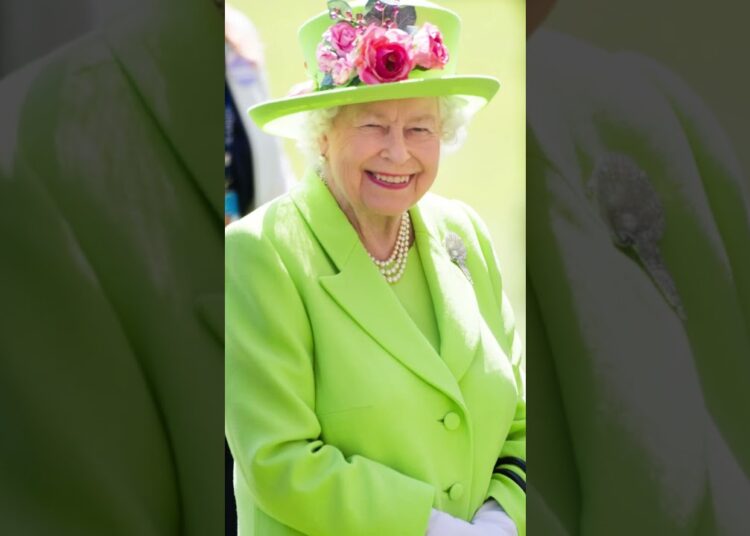 Dancei com a Rainha e levei trote de Harry! #shortsyoutube #shots #news #rainhaelizabethii