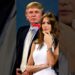 Por que Melania de 28 anos aceitou namorar Donald Trump de 52 anos?#curiosidades #noticias #brazil