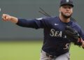 O raro desafio dos Mariners ajuda a garantir a vitória por 2 a 0 sobre o Royals, Tie Astros para o primeiro lugar em Al West | Esportes
