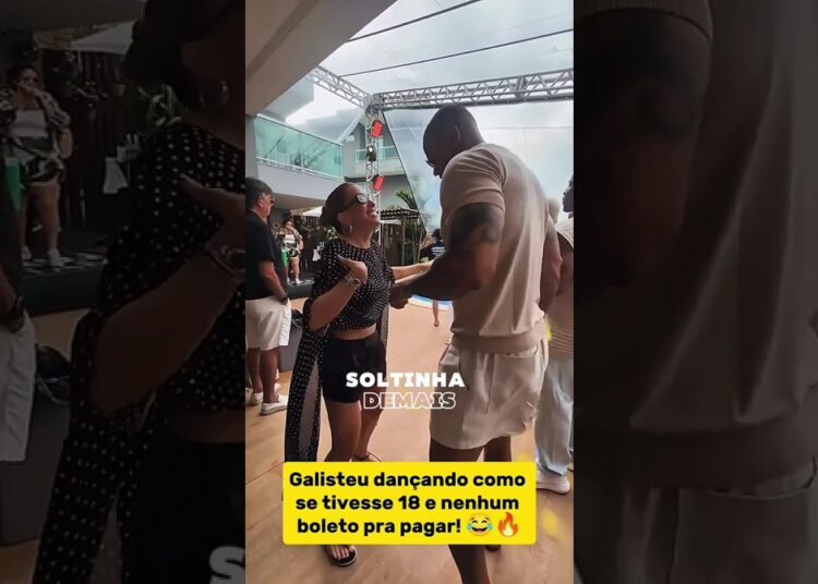 ADRIANA GALISTEU DANÇANDO COMO SE TIVESSE 18 ANOS! #fofoca #celebridades #famosos