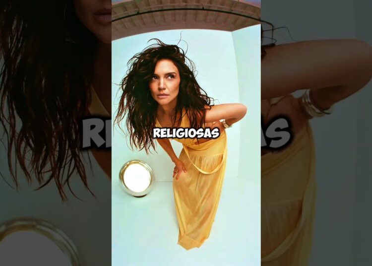 Katie Holmes está em um novo relacionamento! #casal #famosos #hollywood #curiosidades #brasil