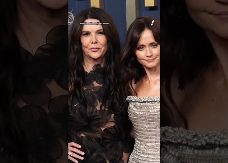 Gilmore Girls stars reunite on Emmys red carpet | #yahoolifestyleau