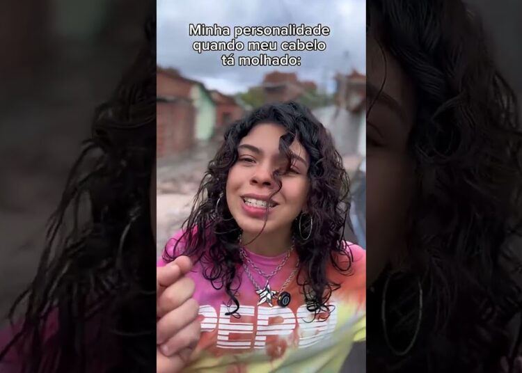 A personalidade de quem molha o cabelo. #conquista1k #sejacriador #fofocadefamosos #fofocas