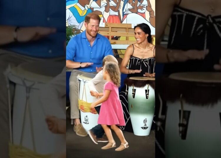 Archie & Lilibet Having Fun #royal #princeharry #meghanmarkle