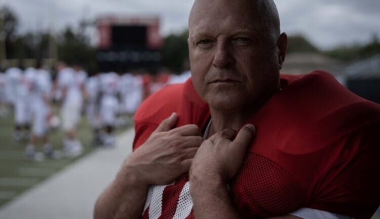 45 years later, Andover High’s Chiklis returns to gridiron for ‘The Senior’
