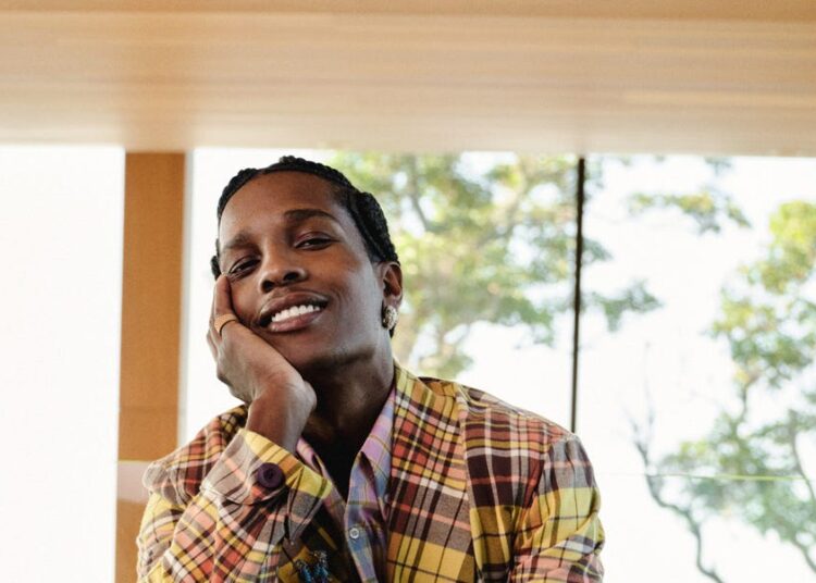 A $ AP Rocky se abre sobre a paternidade no novo, pergunte -me qualquer coisa de vídeo