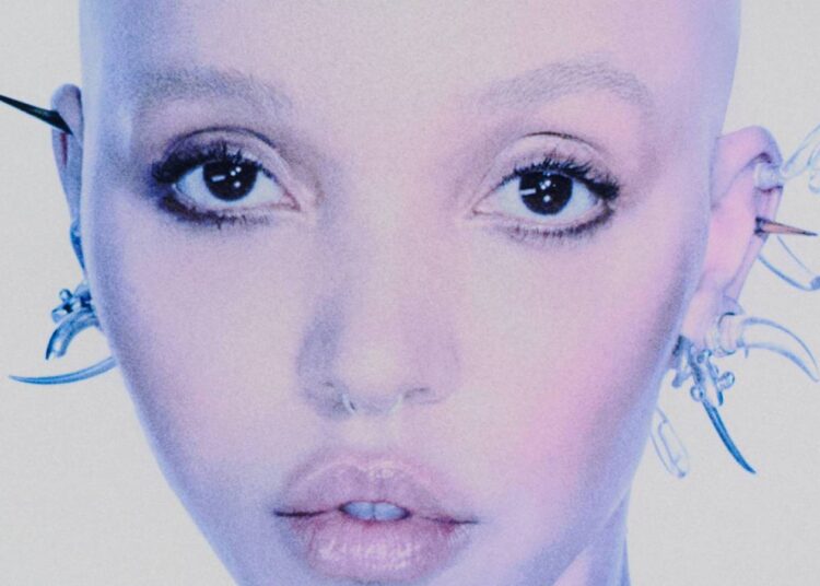 A FKA Twigs anuncia a data de lançamento 'Eusexua Afterglow', compartilha nova música
