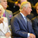 A ausência da rainha Camilla do rei Charles e a reunião do príncipe Harry pode estar dizendo