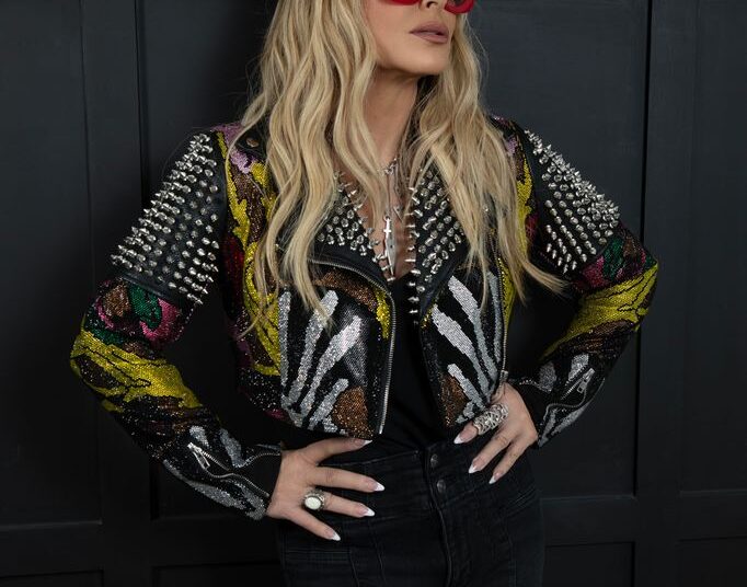 A cantora Anastacia admite: 'Eu não tenho mais relacionamentos de amor incapacitante' - exclusivo
