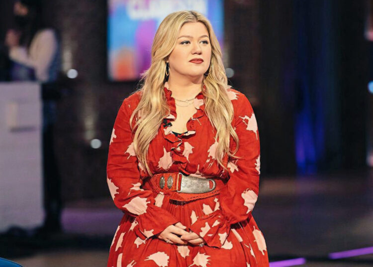 A data de retorno 'The Kelly Clarkson Show' e os convidados da lista A anunciaram após a morte de Brandon Blackstock-Revista Star