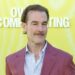 A estrela de Dawson Creek, James Van Der Beek, sai da reunião de shows - Celebrity News - entretenimento