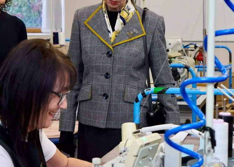 A visita ao South Wales da Princesa Anne no início deste mês (15 de setembro) sem dúvida levantará algumas sobrancelhas (Instagram/@Edgeobeyond)