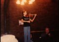A música desse violinista confortou as pessoas na cidade de Nova York depois do 11 de setembro - quando ela tinha apenas 11 anos