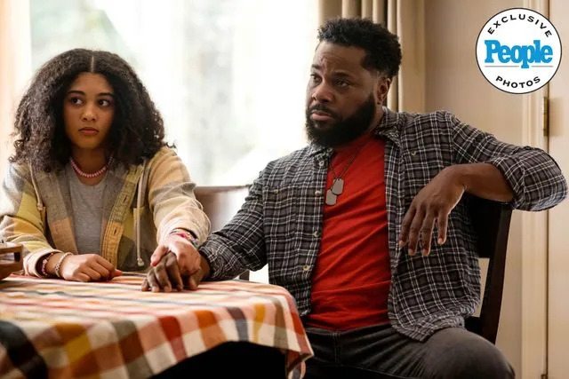 A performance final de Malcolm-Jamal Warner em “Murder in a Small Town” Gets Airdate: Exclusive First Look