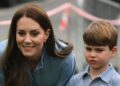 A princesa Kate compartilha a mais recente obsessão do príncipe Louis, tomando conta de casa - notícias de celebridades - entretenimento