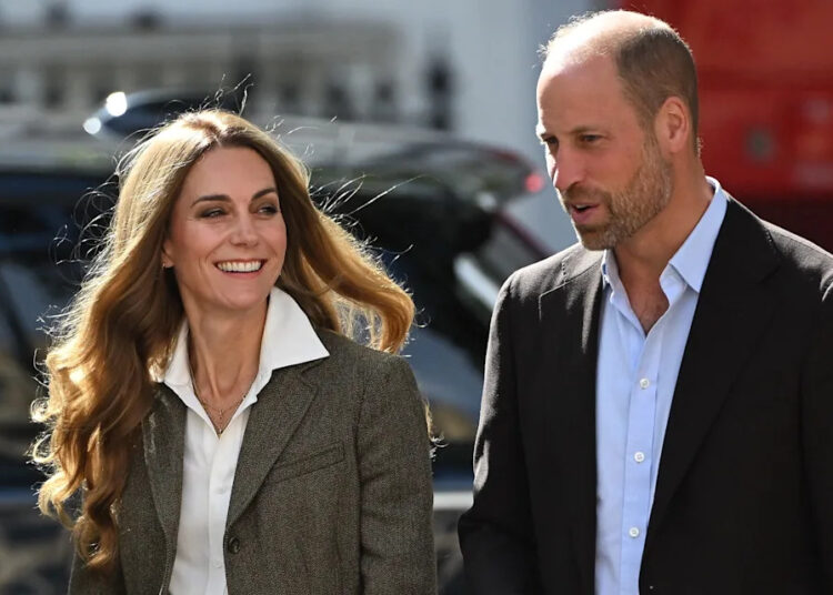 A princesa Kate estreia penteado loiro em Royal Outing com o príncipe William