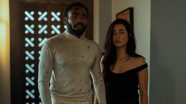 A segunda temporada de Donald Glover, de Sra. Smith, recebe uma atualização terrível após o final do Cliffhanger