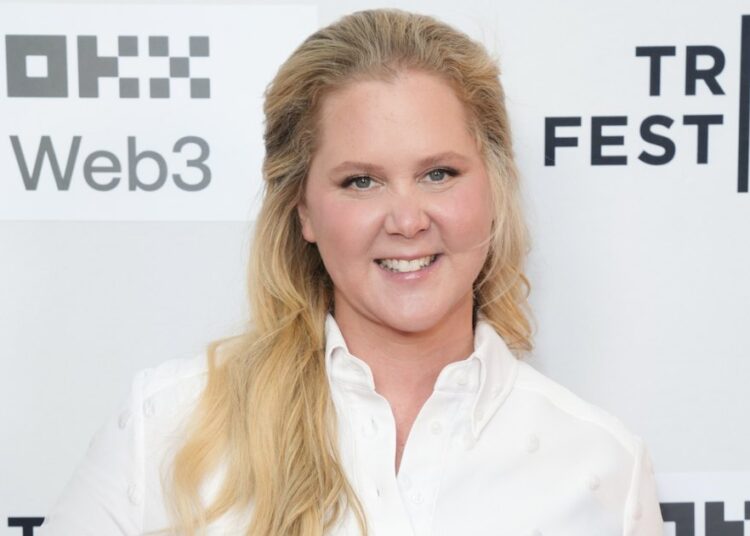 A transformação de Amy Schumer ao longo dos anos: fotos