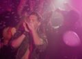 Acima 'The Bad Times' com o novo videoclipe de Giuliano