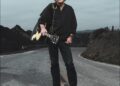 Albert Lee fala música, orientação e fazê -lo por último
