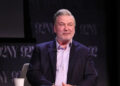 Alec Baldwin empurra a solicitação de deposição no processo de 'ferrugem' em andamento