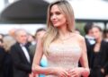 Angeline Jolie faz com que o cabelo loiro Bob pareça sem esforço nas filmagens de fotos