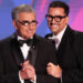 Assista Eugene Levy Compartilhe a história de lançamento de Dan em 'The Reluctant Traveler'