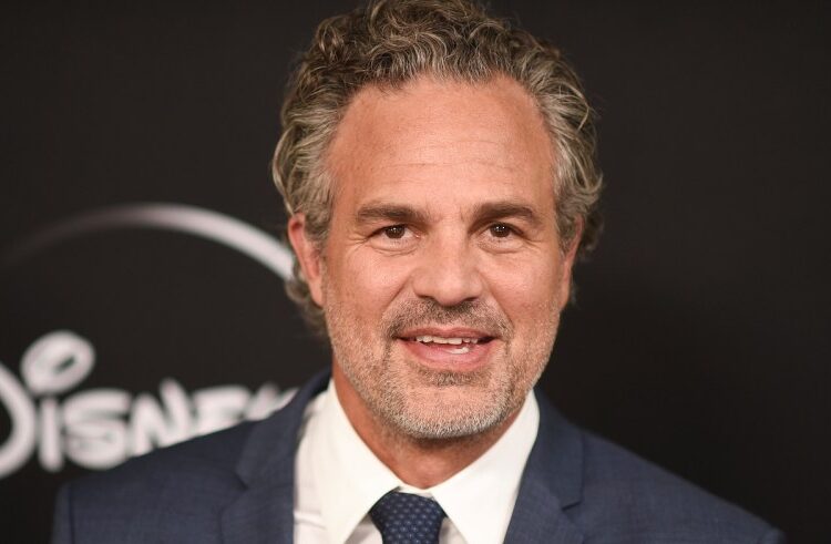 Ayo Edebiri, Mark Ruffalo entre celebridades prometidas a não trabalhar com as instituições cinematográficas israelenses 'implicadas no genocídio'
