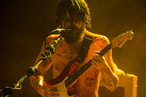 Biffy Clyro compartilha um novo single "True Believer"