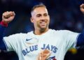 Blue Jays pretendem terminar a queda, seguro pós-temporada vs. Royals