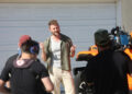 Bobby Berk revela como John Cena o envolveu com o novo programa da HGTV 'Lixo ou jackpot?'