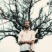 Bon Iver se junta a Daniel Caesar no novo single colaborativo "Moon"