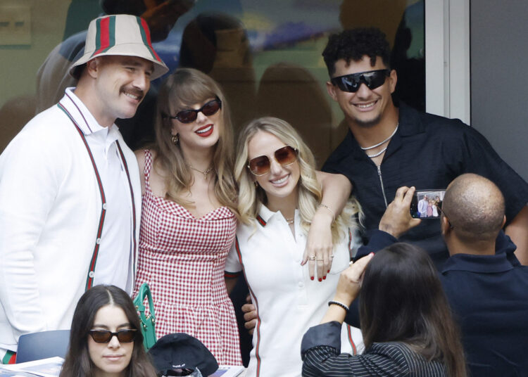 Brittany Mahomes comemora o 30º aniversário com Taylor Swift, diz que está agradecida por amigos 'alegres' - revista Star