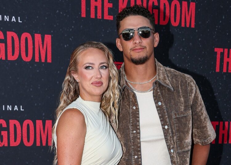 Brittany Mahomes compartilha o doce tributo ao aniversário de 30 anos do marido Patrick: 'continue sendo você' - revista Star