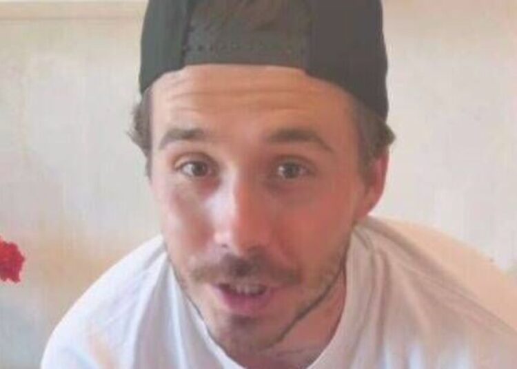 Brooklyn Beckham brutalmente comparado a Meghan Markle com o novo empreendimento - Celebrity News - entretenimento