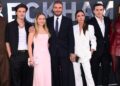 Brooklyn Beckham quebra o silêncio na disputa familiar com pais e irmãos