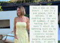Candace Cameron Bure exclui a foto de maiô em meio à reação