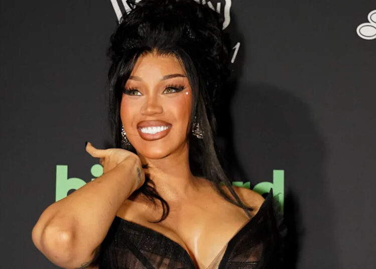 Cardi B diz que o deslocamento 'tem algum tipo de ódio em seu coração' após a divisão