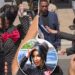 Cardi B joga marcador depois de questionado sobre rumores de gravidez