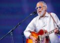 Cat Stevens adia as datas da turnê de livros nos EUA por questões de visto