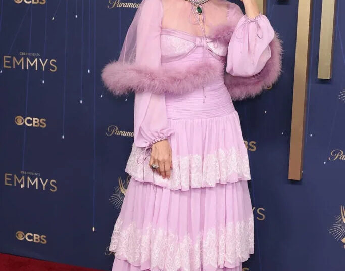 Celebridades em Valentino no 2025 Emmy Awards