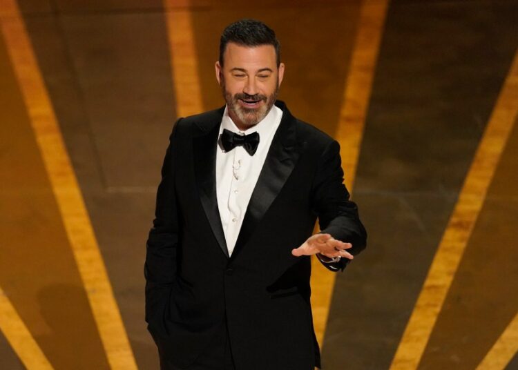 Celebridades, os políticos pesam na suspensão de Jimmy Kimmel