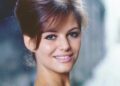 Claudia Cardinale, estrela de cinema italiana de '8 1/2' e 'The Pink Panther', morre aos 87