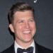 Colin Jost brinca o único autógrafo que ele pediu enquanto trabalhava em 'SNL' acabou 'quase romântico' - National Enquirer