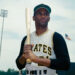 Como assistir a New Roberto Clemente Doc 'Clemente' de graça
